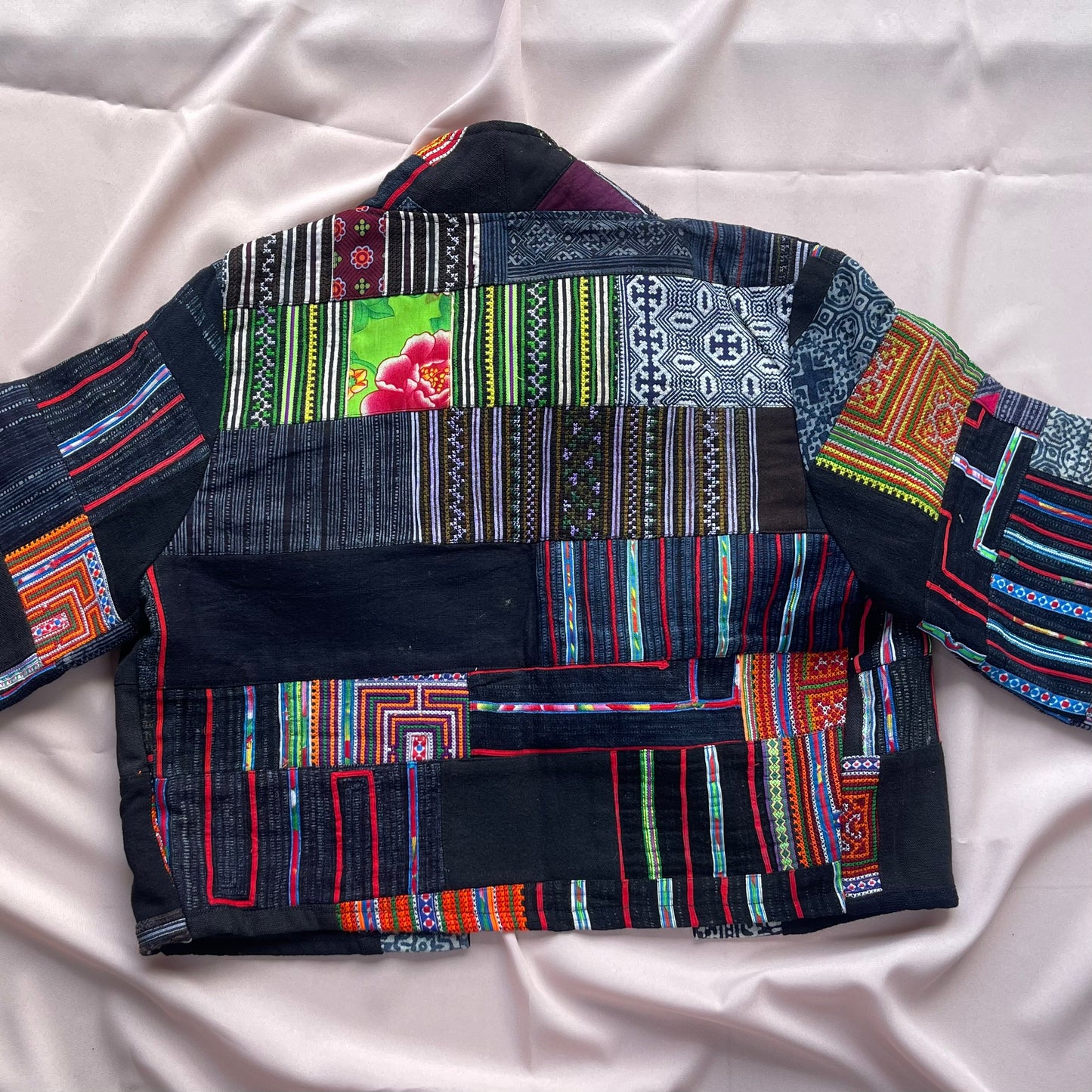 Veste patchwork fabriquée à la main