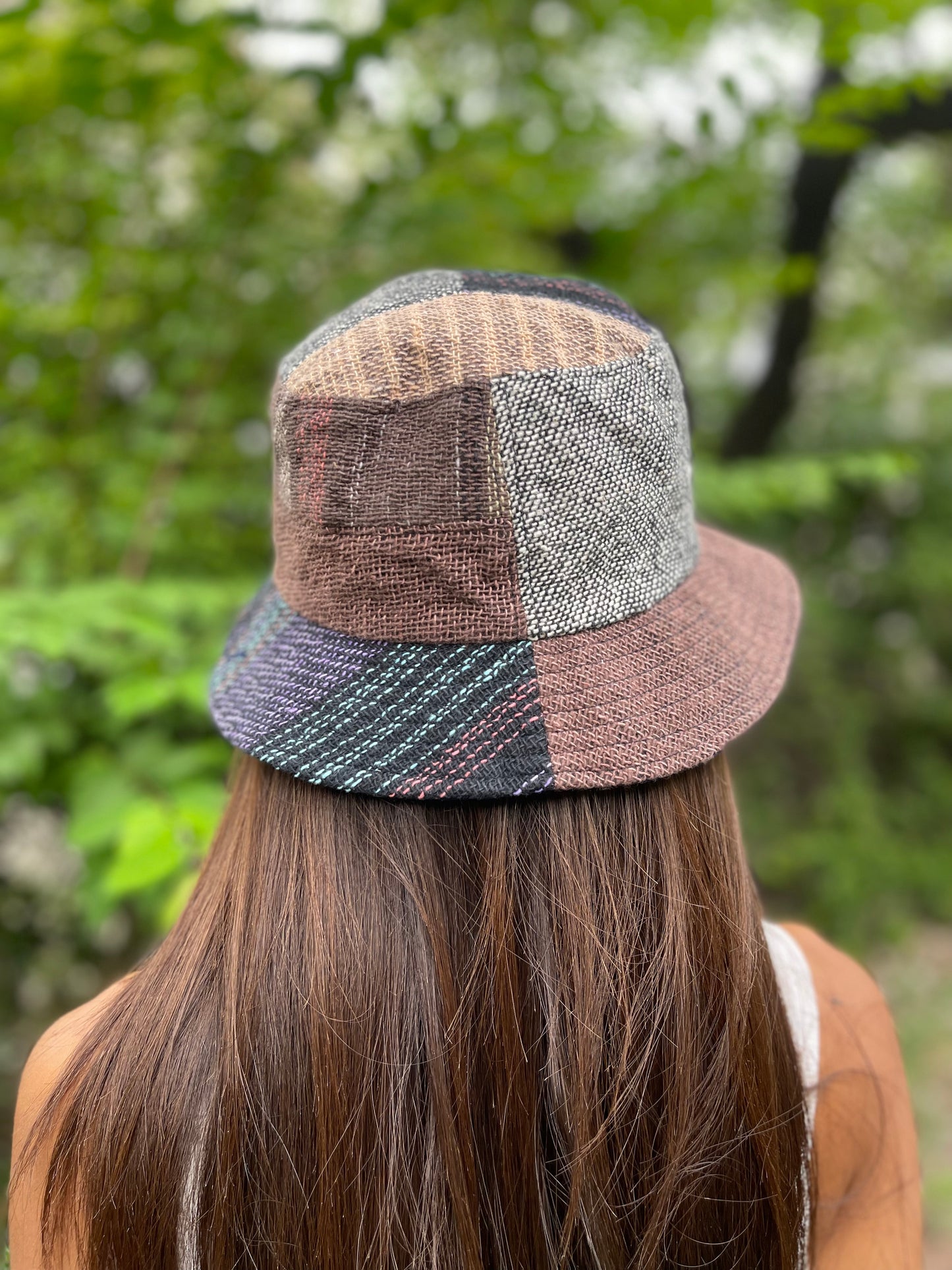 Joli chapeau seau en patchwork fait main